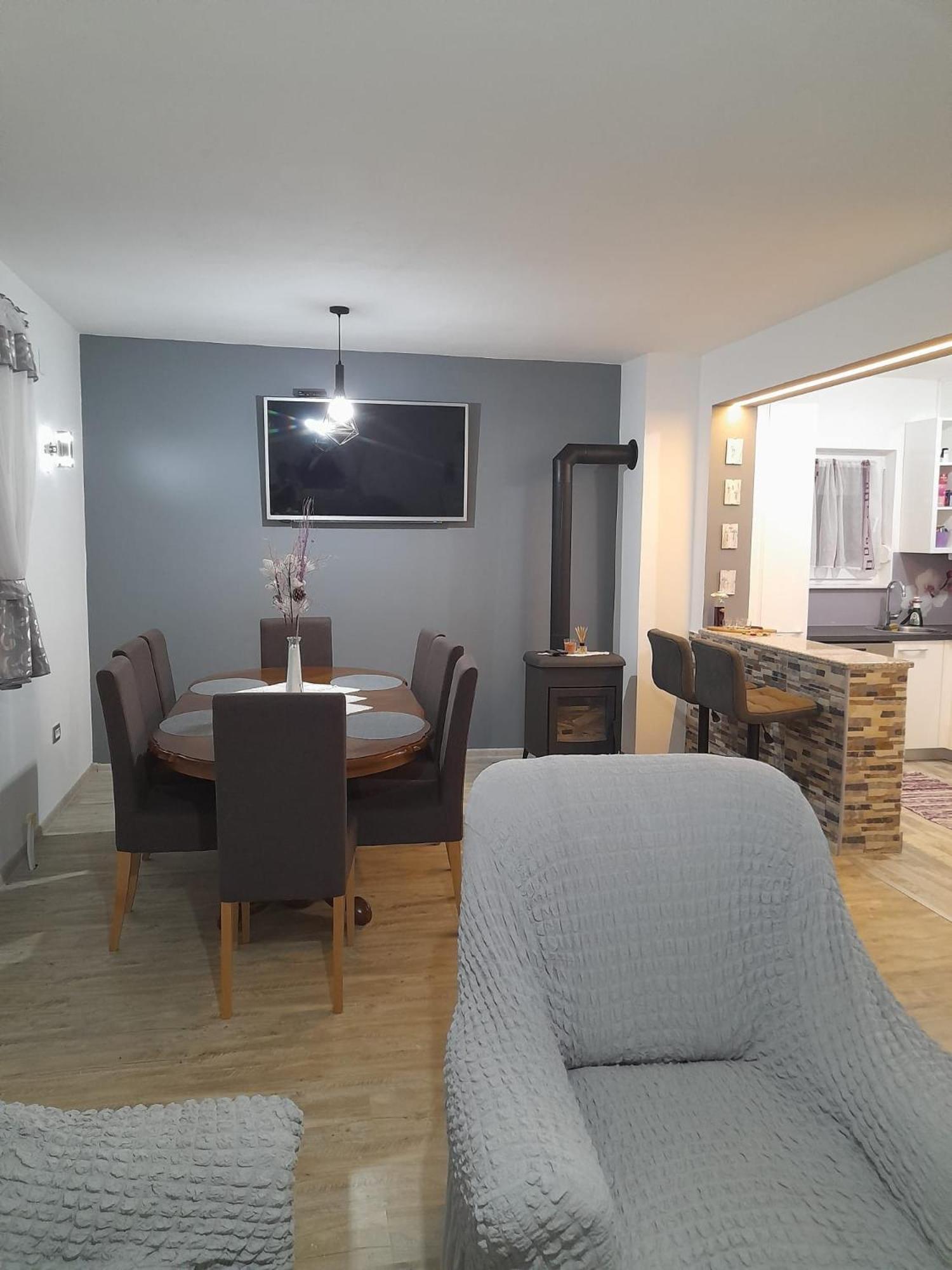 Apartman Teo &Tena Otocac Exterior photo